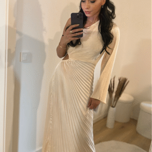 Assymetrisches plissiertes Satin-Abendkleid mit einem langen Ärmel-Champagner