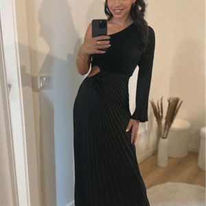 "Assymetrisches plissiertes Satin-Abendkleid mit einem langen Ärmel"-Schwarz