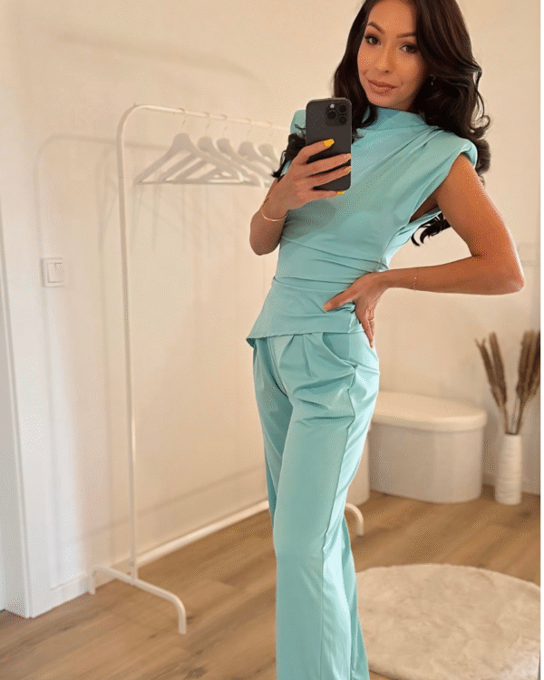 Trägerlose Bluse mit goldfarbenen Knöpfen-Blau